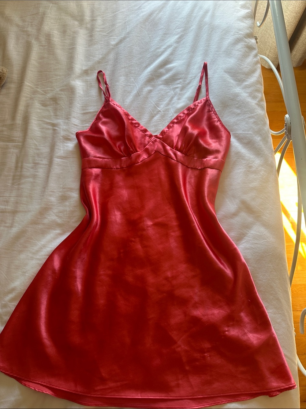 La Vie En Rose Satin Chemise in Red